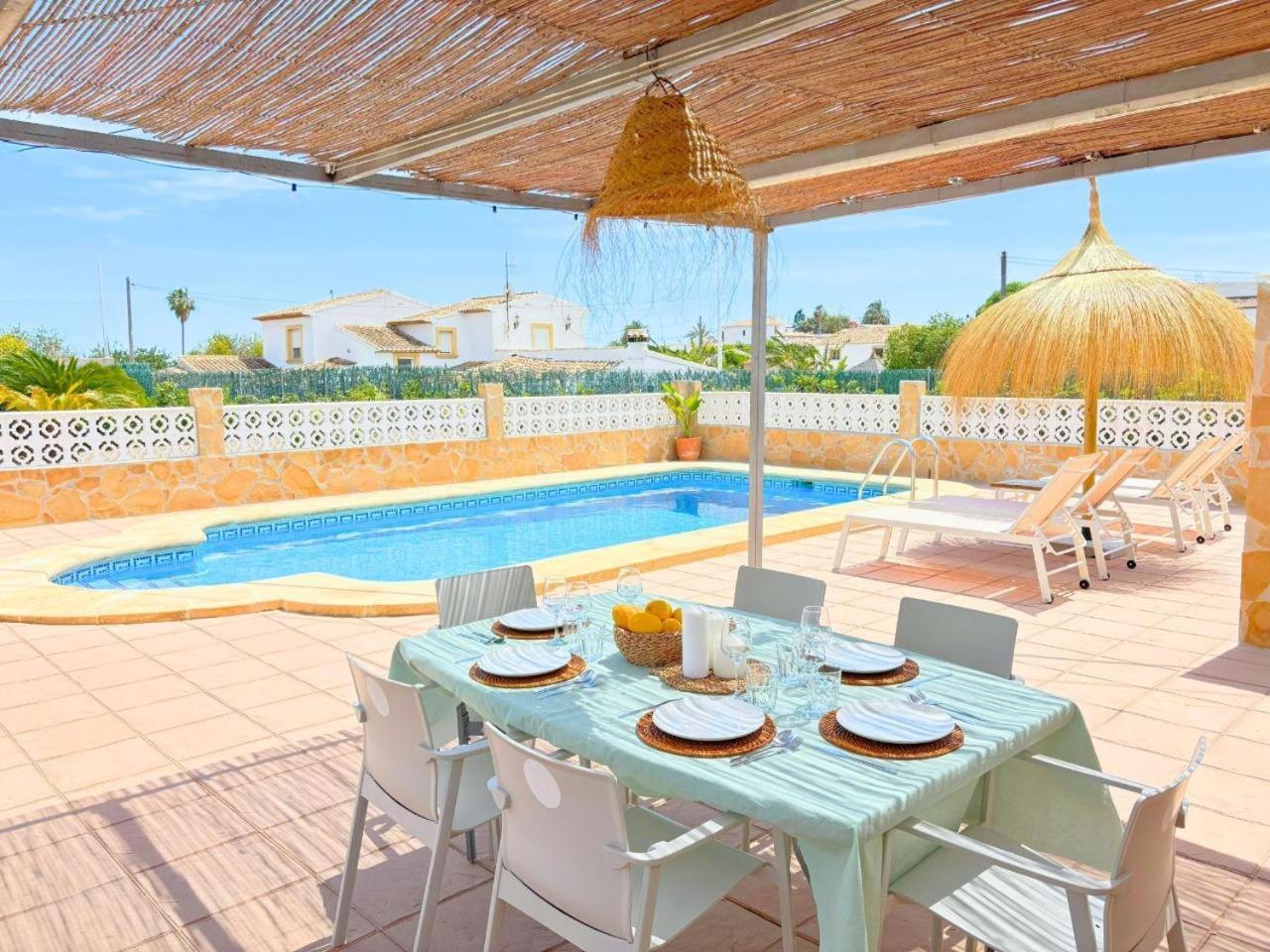 Villa Mediterranea Con Piscina Privada Javea Exterior photo